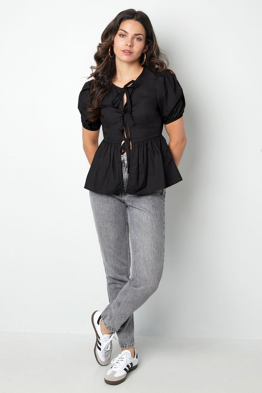 Must-have Schößchenbluse mit Schleifen - schwarz h5Bild3