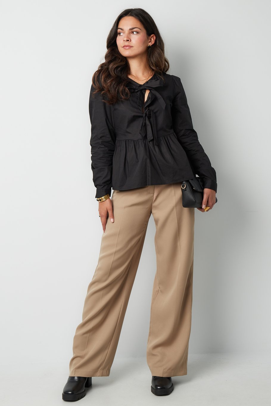 Longsleeve peplum top with bows - beige h5Picture9
