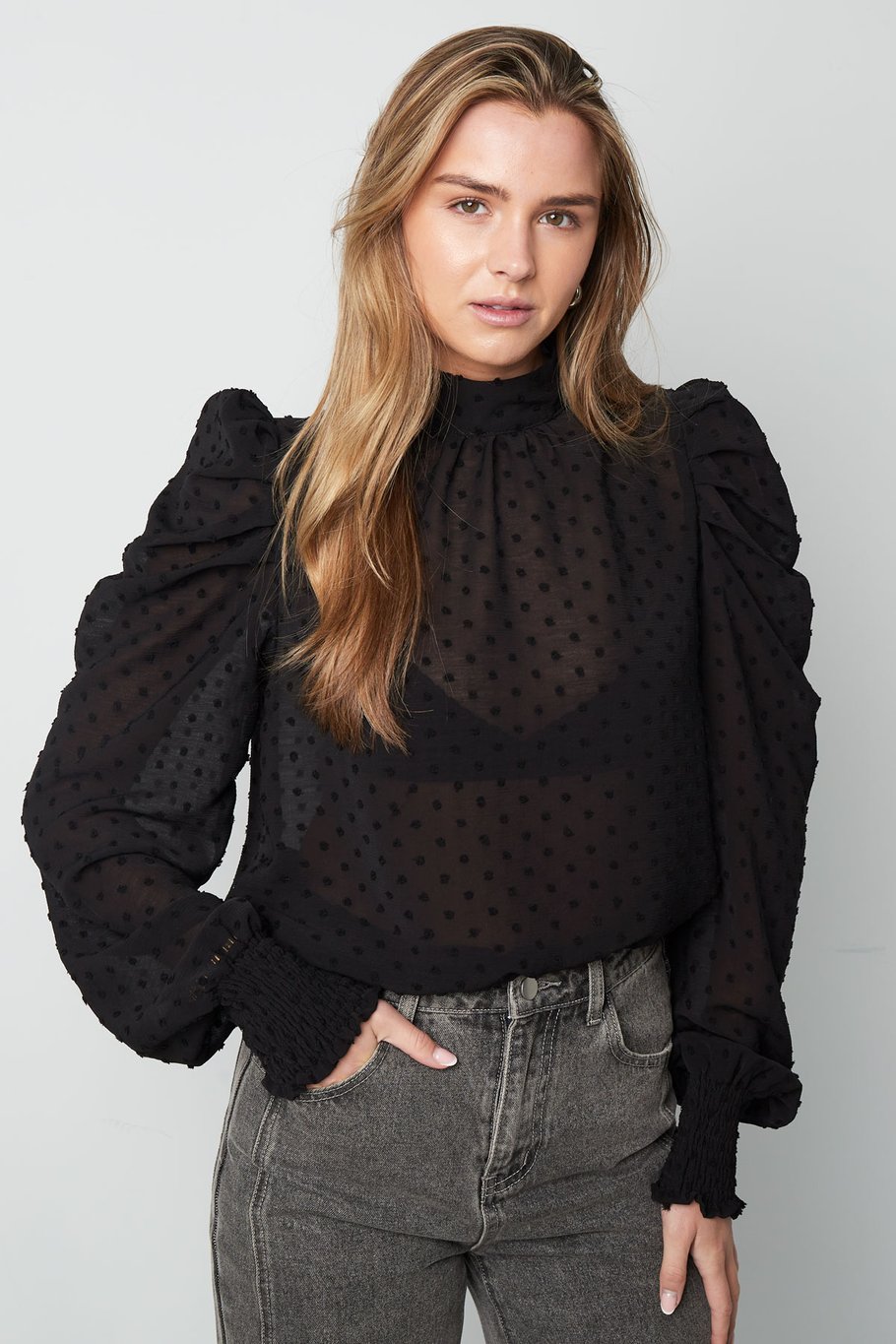 Blouse with dots - Black Picture6