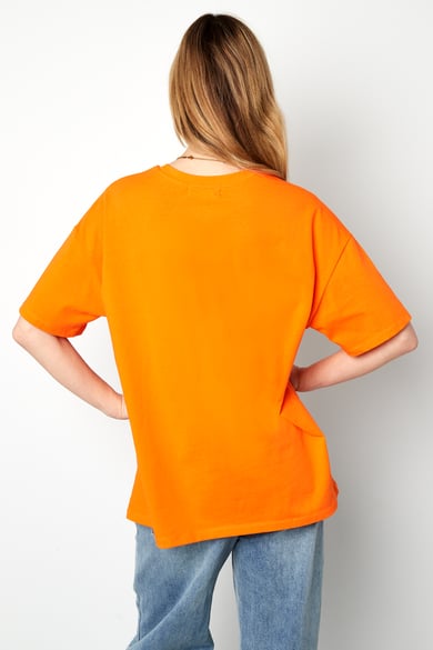 T-Shirt „Looking Good“ – Orange h5 Bild5