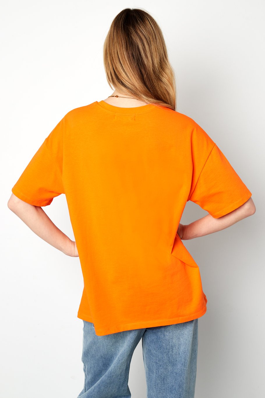 T-Shirt „Looking Good“ – Orange Bild5