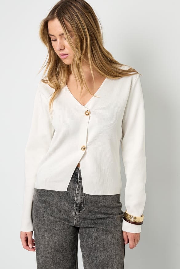 Eine symmetrische Strickjacke