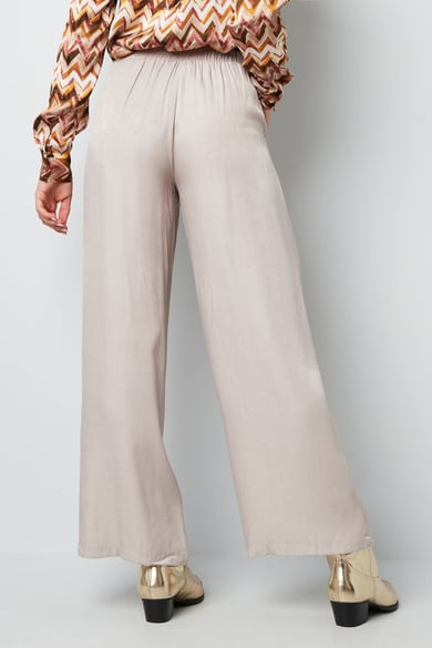 Pantalón largo detalle lazo beige h5 Imagen3