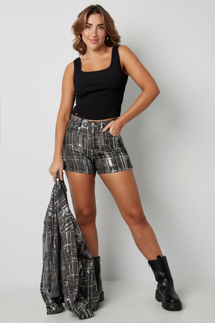 Short denim look with sequins - black Picture9