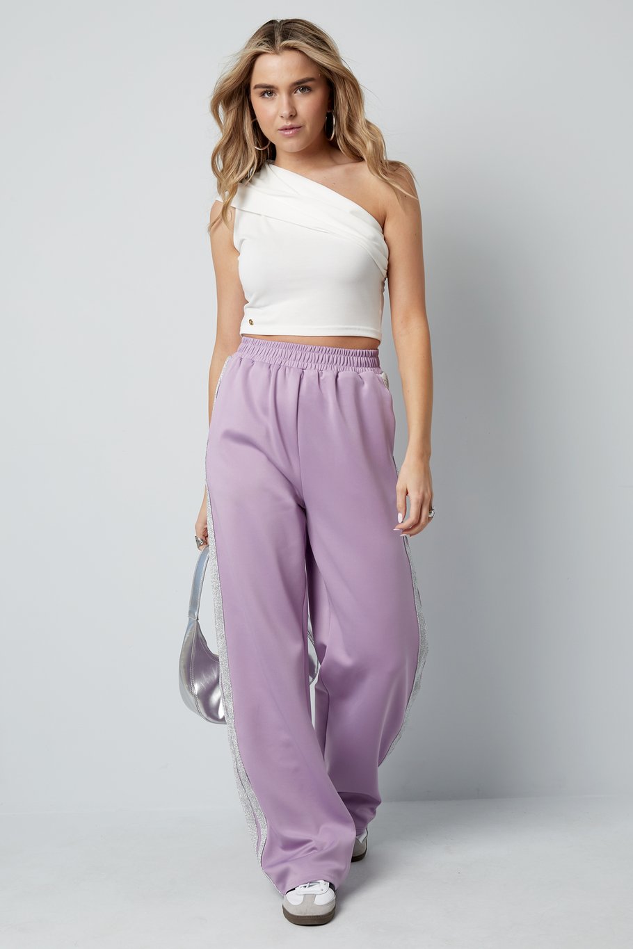 Gestreifte Must-have-Hose - lila L Bild18