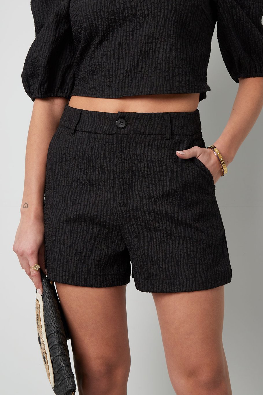 Tiger Shorts - Black Picture2