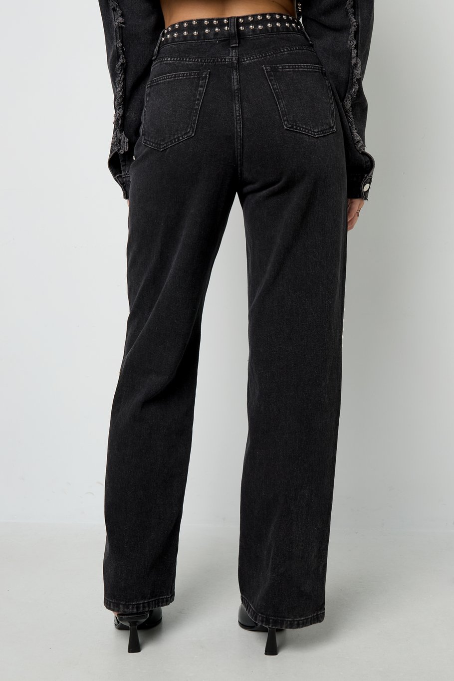 Studs Jeans Picture8