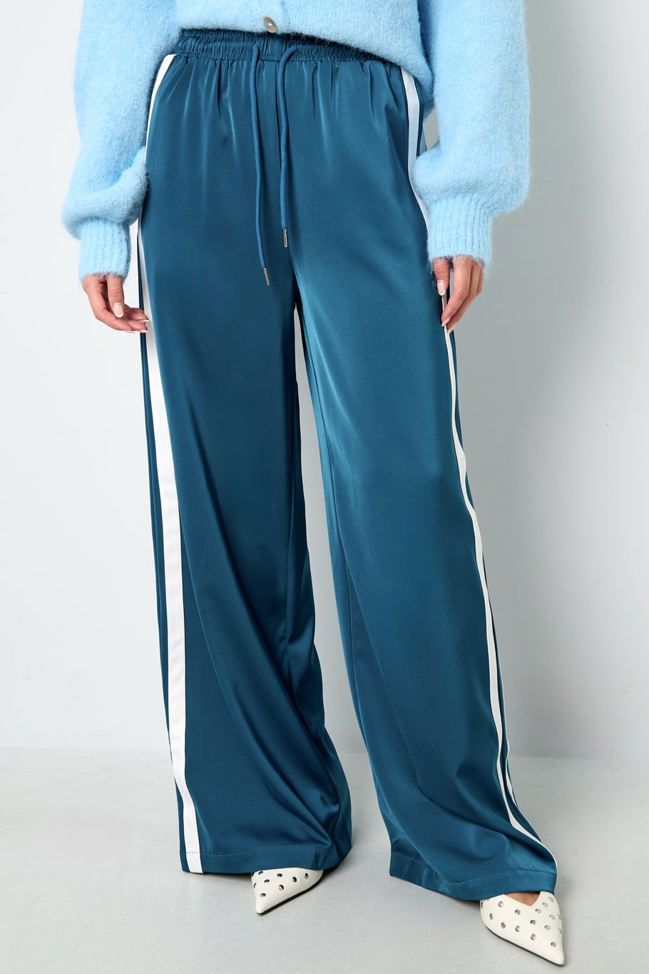 Satinhose Streifen Bild13