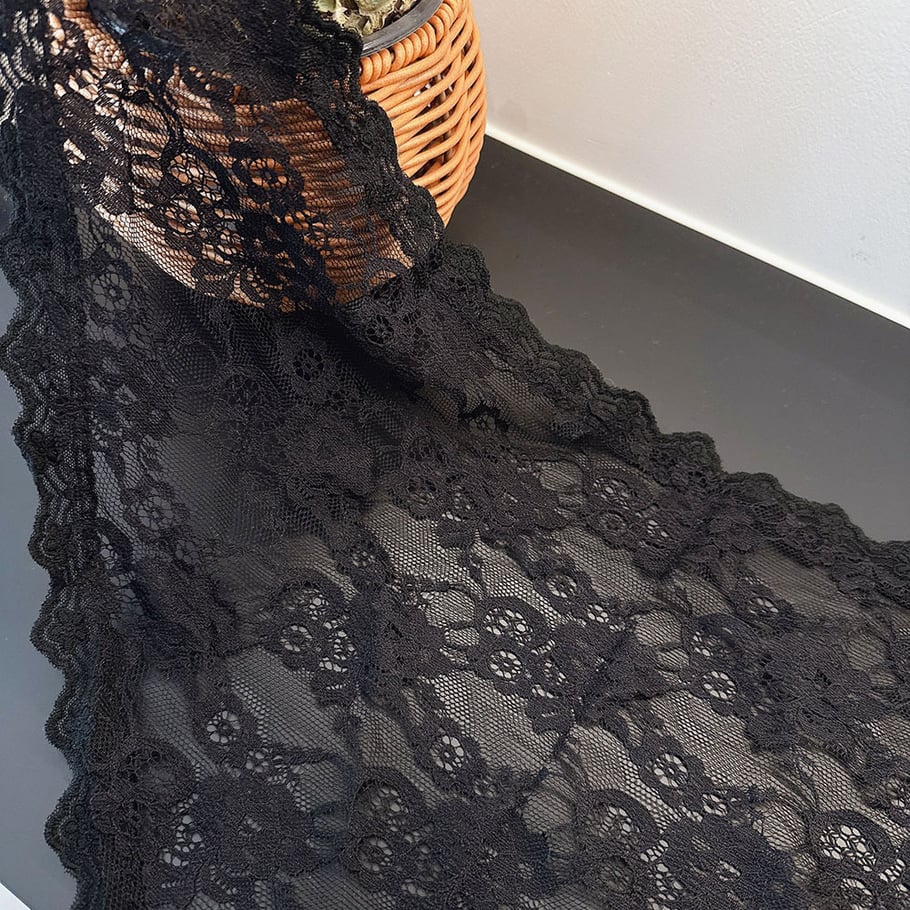 1 Stück Romantisches Bandana mit Blumenspitze Bild6