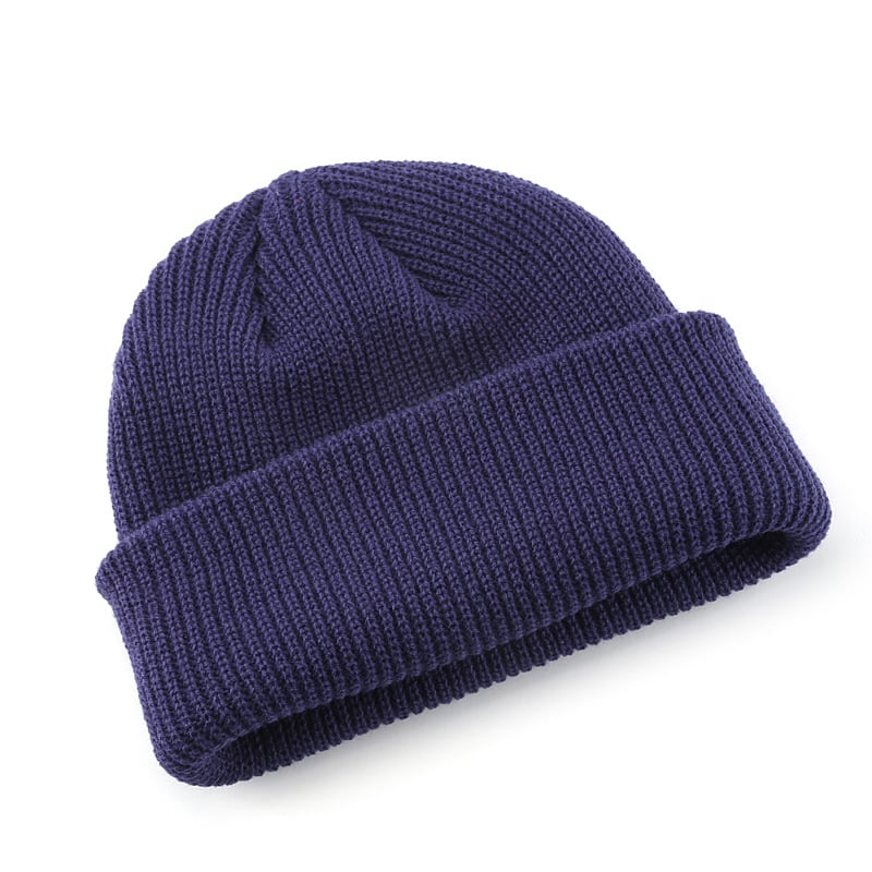1 bonnet tricoté de couleur unie 