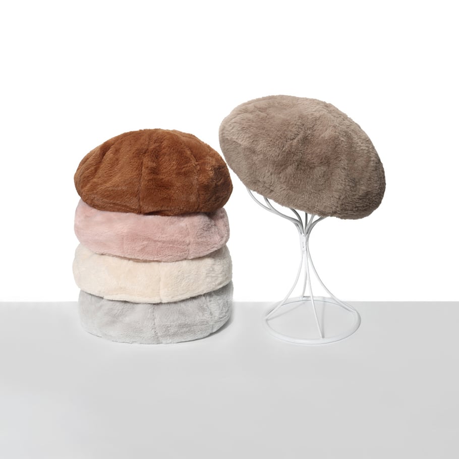 1 Piece Elegant Solid Color Plush Beret Picture2