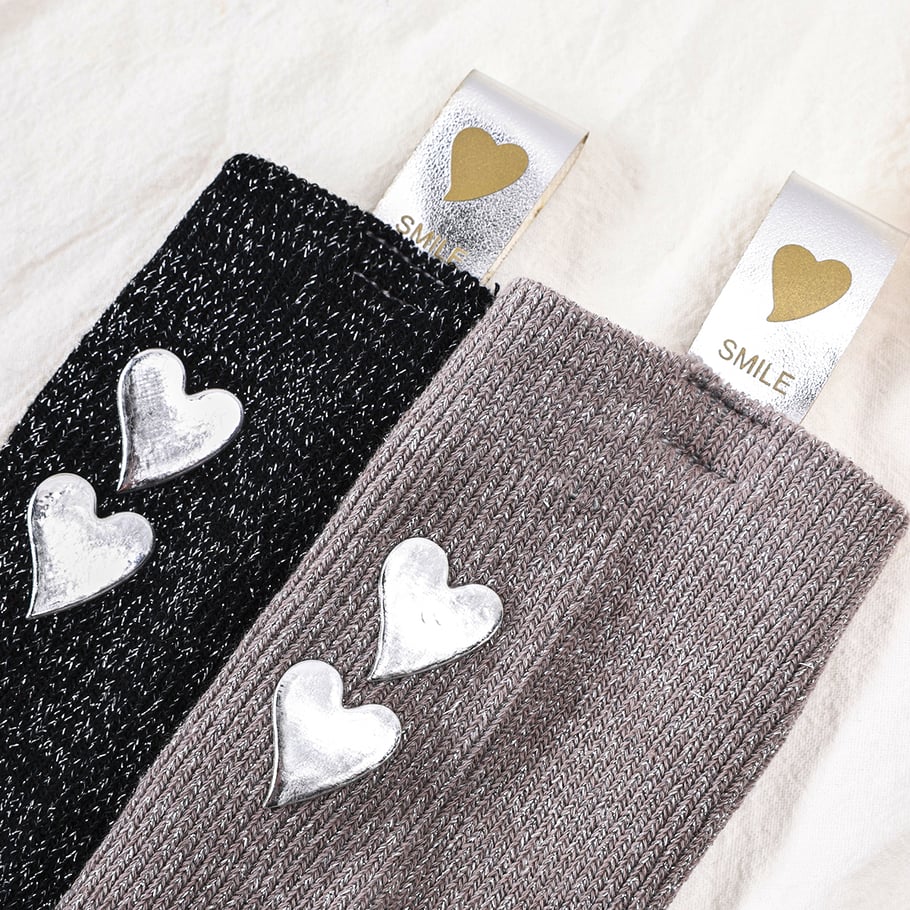 Modische, herzförmige, aus reiner Baumwolle gestrickte Damensocken mit silbernem Faden in Wadenlänge Bild4