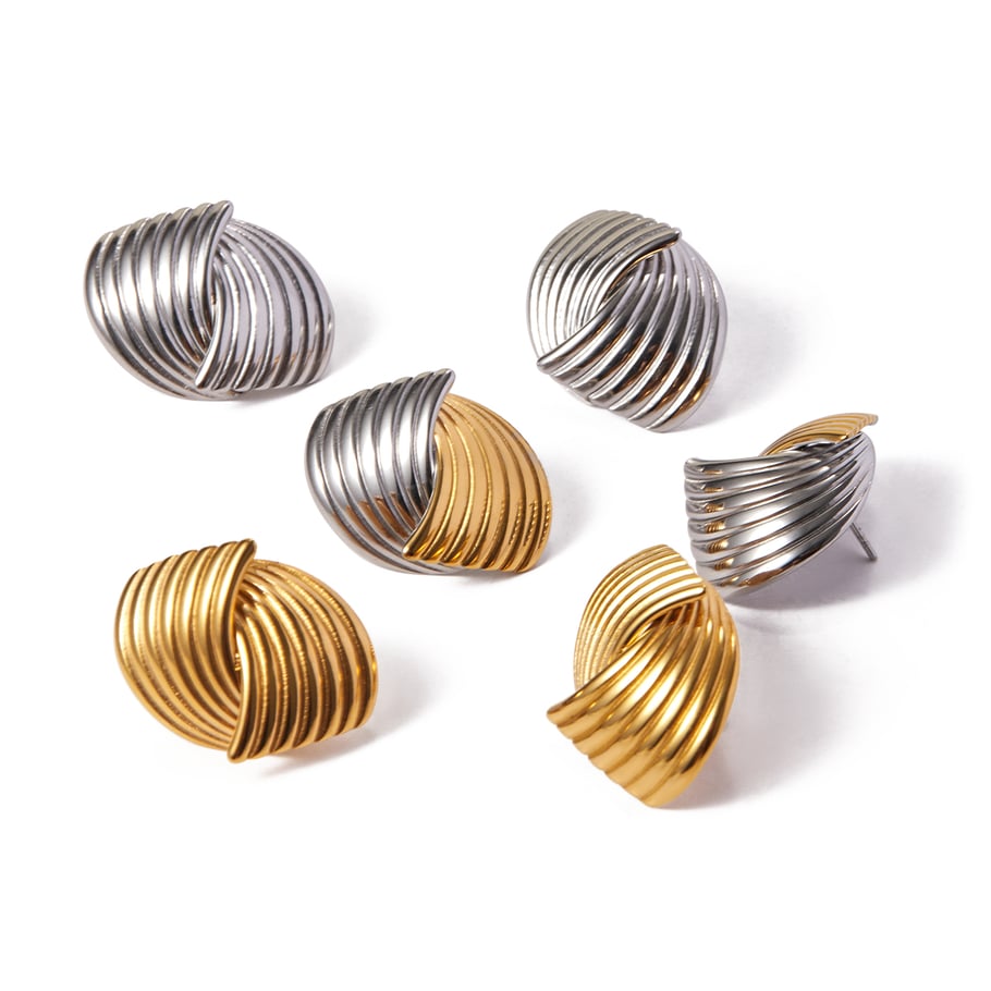 1 Pair Fashion Simple Style Commute Geometric Stainless Steel 18K Gold Plated Women's Stud Earrings Picture5