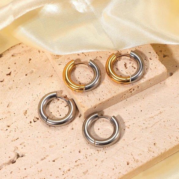Europäischer und amerikanischer INS-Stil, 4 mm, neues Design, schlichter 18 Karat vergoldeter Edelstahlschmuck, Gold- und Silber-Creolen-Zubehör 2