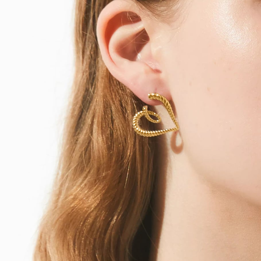 18k gold stainless steel ribbed heart-shaped earrings ins internet celebrity same style fashion trend love titanium steel earrings for women Picture8
