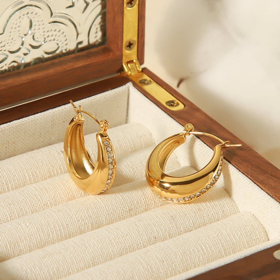 1 pair of classic fashion 18k gold-plated stainless steel polished diamond U-shaped earrings for women's jewelry for daily wear Picture3