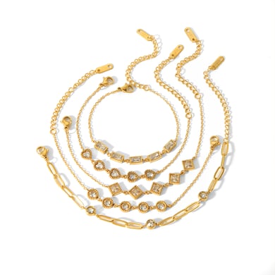 1 simple and stylish 18k gold-plated stainless steel geometric square heart-shaped diamond bracelet suitable for women's daily wear h5 Picture5