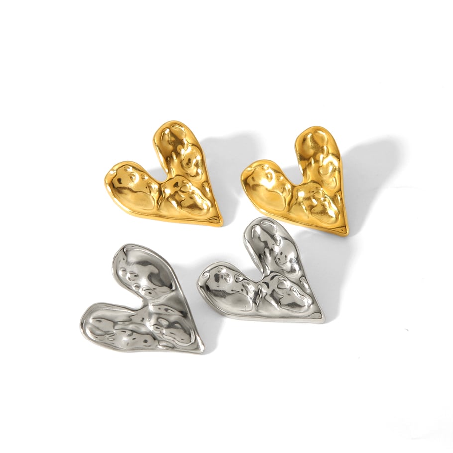 1 Pair Simple Sweet Style Hammered Texture Heart Shape Stainless Steel 18K Gold Plated Women's Stud Earrings Picture5
