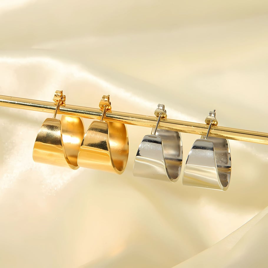 1 pair of simple classic 18k gold-plated stainless steel thickened smooth C-shaped earrings for women's jewelry for daily wear Picture3