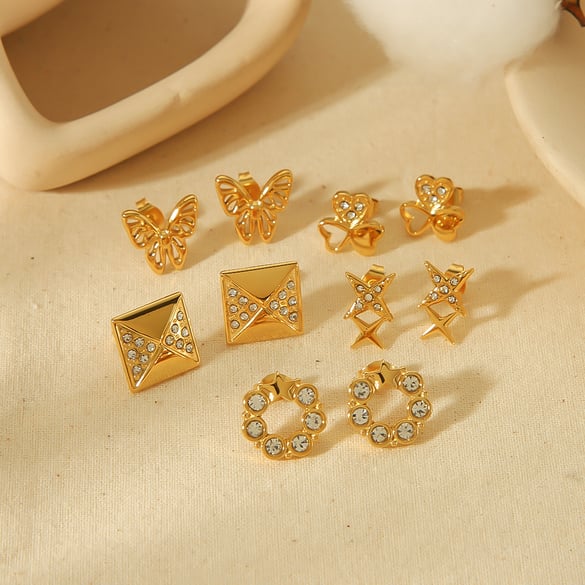 1 pair of exquisite and fashionable 18k gold-plated stainless steel geometric heart-shaped hollow butterfly dot diamond earrings for women's jewelry for daily wear