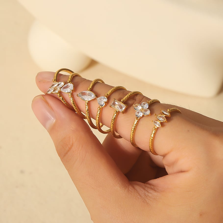 1 Stück schlichter und modischer offener Ring aus 18 Karat vergoldetem Edelstahl mit geometrischem Zirkonia für Damen zum täglichen Tragen Bild3