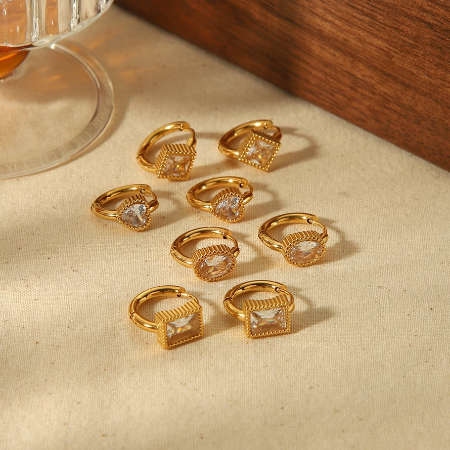 1 piece of exquisite and fashionable 18k gold-plated stainless steel geometric square heart-shaped threaded diamond earrings for women for daily wear Picture5