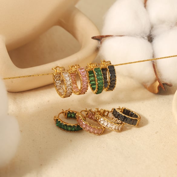 1 paio di eleganti e alla moda orecchini a cerchio rettangolari in zircone colorato in acciaio inossidabile placcato oro 18k per gioielli da donna da indossare ogni giorno 2