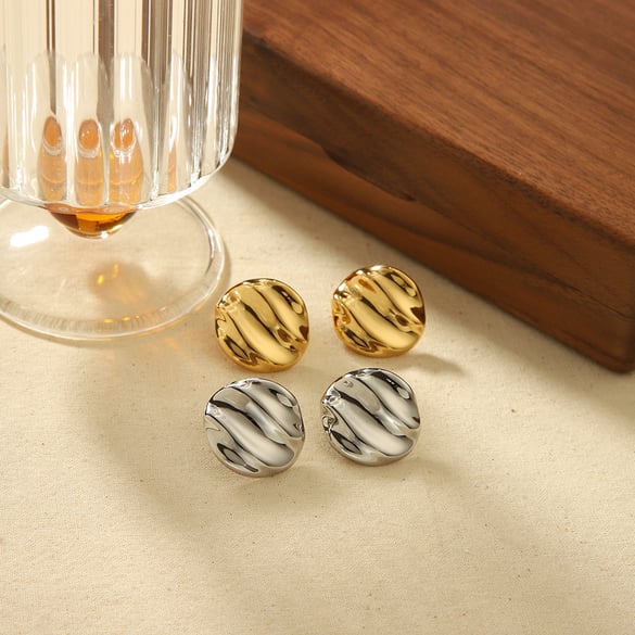 1 pair of classic fashion 18k gold-plated stainless steel geometric round wrinkled texture earrings for women's jewelry for daily wear 2