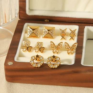 1 pair of exquisite and fashionable 18k gold-plated stainless steel geometric heart-shaped hollow butterfly dot diamond earrings for women's jewelry for daily wear h5 Picture4