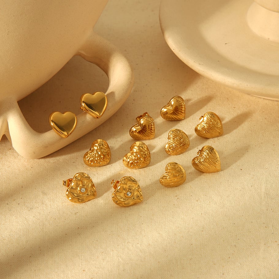 1 pair of elegant and fashionable 18k gold-plated stainless steel geometric texture heart earrings for women's jewelry for daily wear Picture4