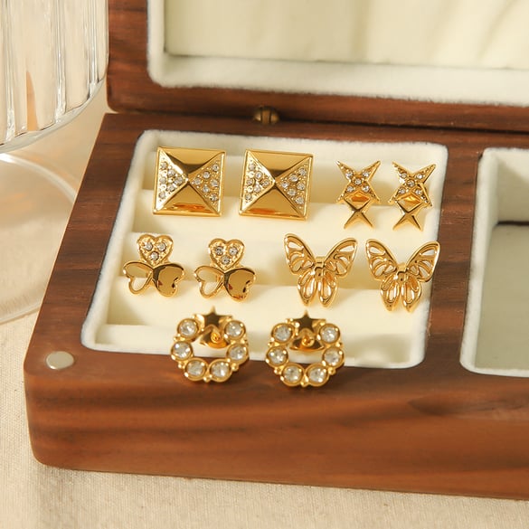 1 pair of exquisite and fashionable 18k gold-plated stainless steel geometric heart-shaped hollow butterfly dot diamond earrings for women's jewelry for daily wear 2