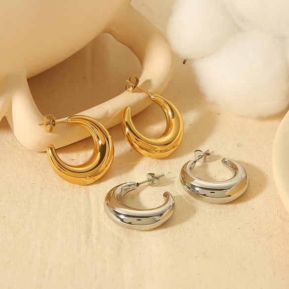 1 pair of classic fashion 18k gold stainless steel shiny hollow crescent earrings for women's daily wear 2