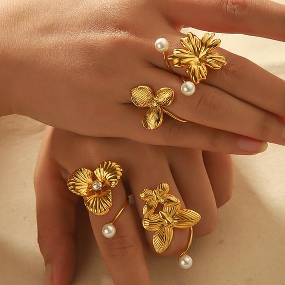 1 pieza de exquisito y elegante anillo abierto de acero inoxidable chapado en oro de 18k con forma de mariposa y perla irregular para joyería de mujer para uso diario 2