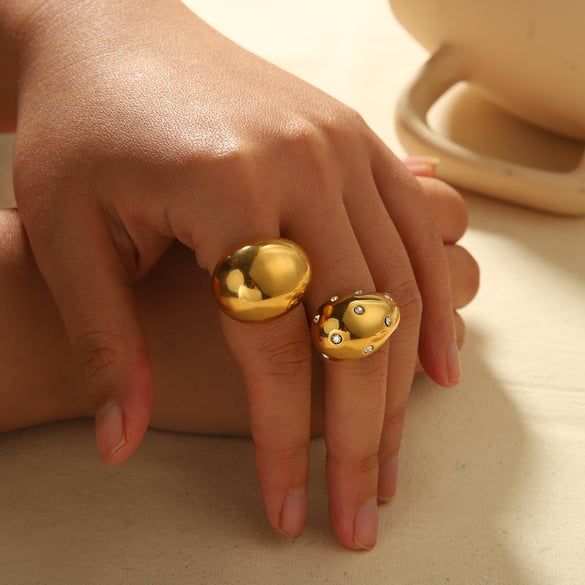 1 Stück kreativer und modischer 18 Karat vergoldeter Edelstahl-Diamant-Delfinring, geeignet für den Alltag von Frauen