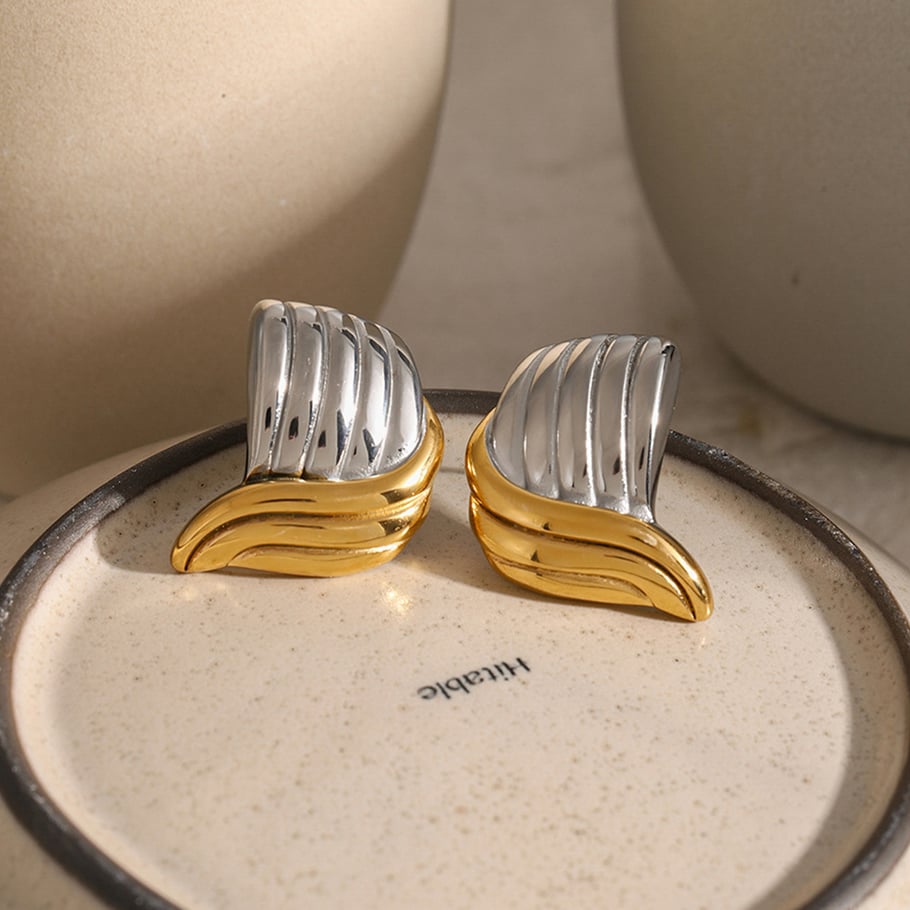 18k gold stainless steel/threaded wave-shaped earrings with unique design on the left and right sides, high-grade titanium steel color matching earrings Picture8