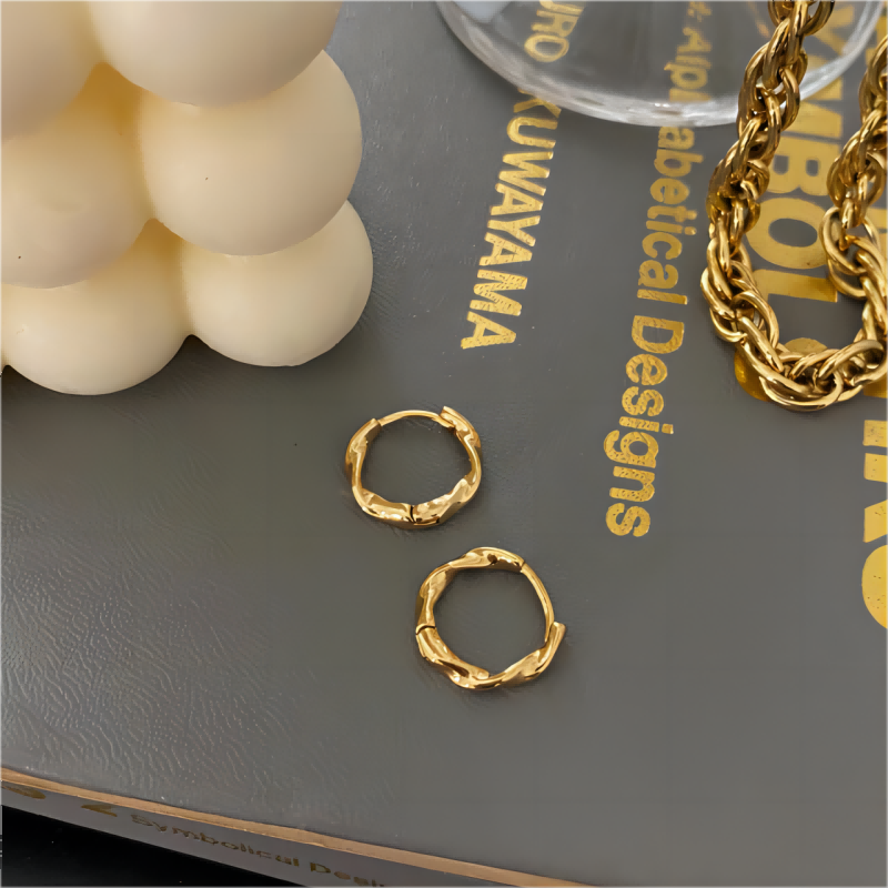 1 pair of exquisite simple 18k gold-plated stainless steel twist hoop earrings for women's jewelry for daily wear Picture3