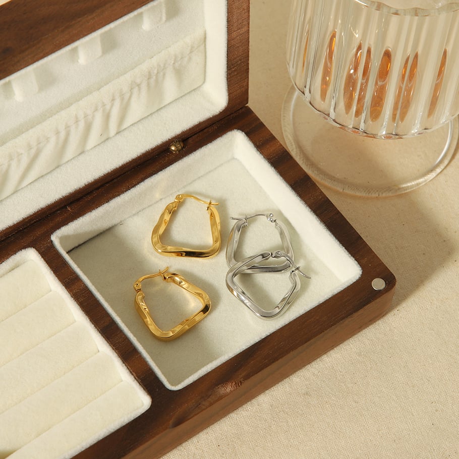 1 pair of simple and fashionable 18k gold-plated stainless steel irregular geometric hoop earrings for women's jewelry for daily wear Picture4
