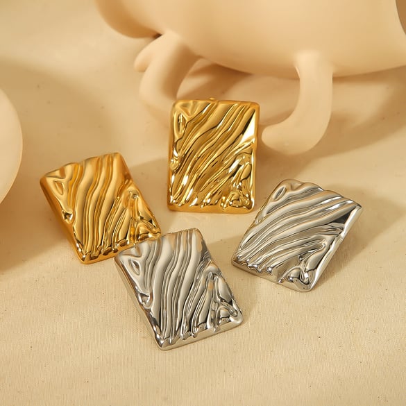 1 par de pendientes rectangulares ondulados clásicos y sencillos de acero inoxidable chapados en oro de 18 quilates para mujer, joyería de uso diario