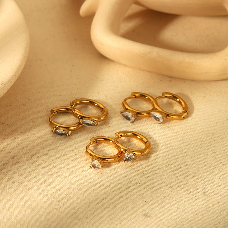 1 pair of simple and fashionable 18k gold-plated stainless steel love water drop zircon earrings for women for daily wear Picture3