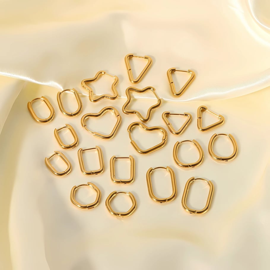 1 Paar einfache und modische geometrische Creolen aus 18 Karat vergoldetem Edelstahl mit rechteckigen Sternen als Damenschmuck für den Alltag Bild3