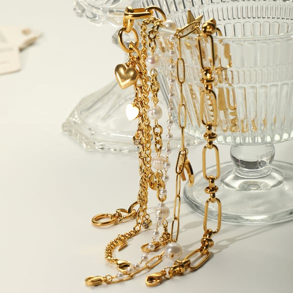1 Piece Simple Series Sweet Heart Stainless Steel 18K Gold Plated Artificial Pearl Women Charm Bracelets 2