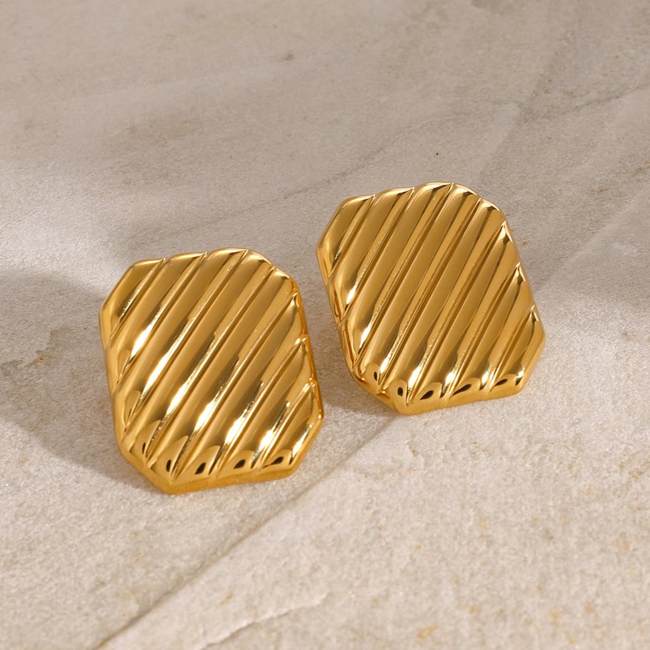 Europäische und amerikanische Ohrringe aus 18 Karat Gold und Edelstahl mit quadratischer Wellenstruktur, einfache geometrische Ohrringe aus Titanstahl im gleichen Stil von Internet-Berühmtheiten Bild9