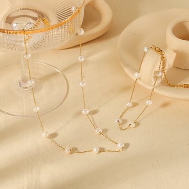 1 Stück elegante und modische Perlenkette aus 18 Karat vergoldetem Edelstahl für Damen zum täglichen Tragen h5 Bild3