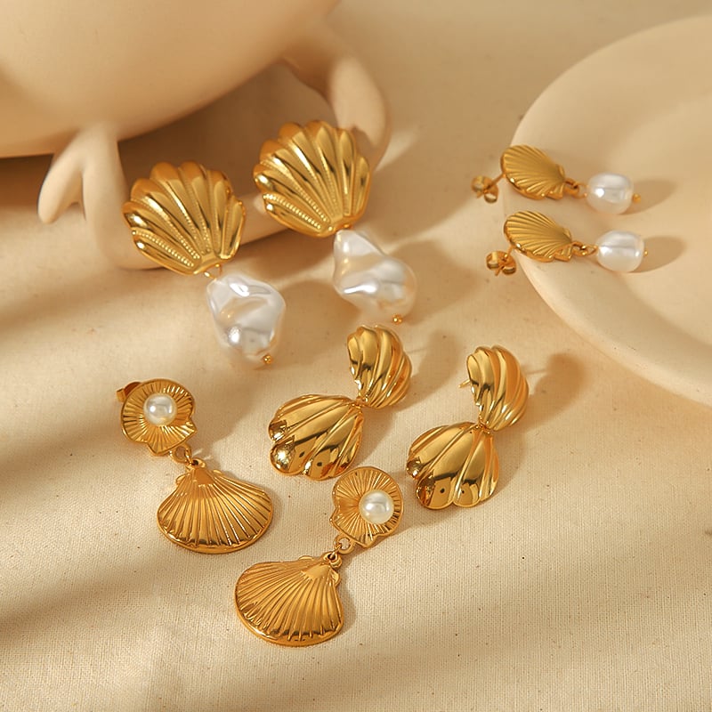 1 pair of creative classic 18k gold-plated stainless steel geometric shell texture pearl pendant earrings for women's jewelry for daily wear Picture4