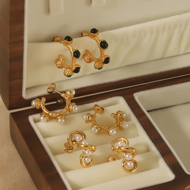1 pair of elegant and fashionable 18k gold-plated stainless steel pearl gemstone earrings for women for daily wear h5 Picture3