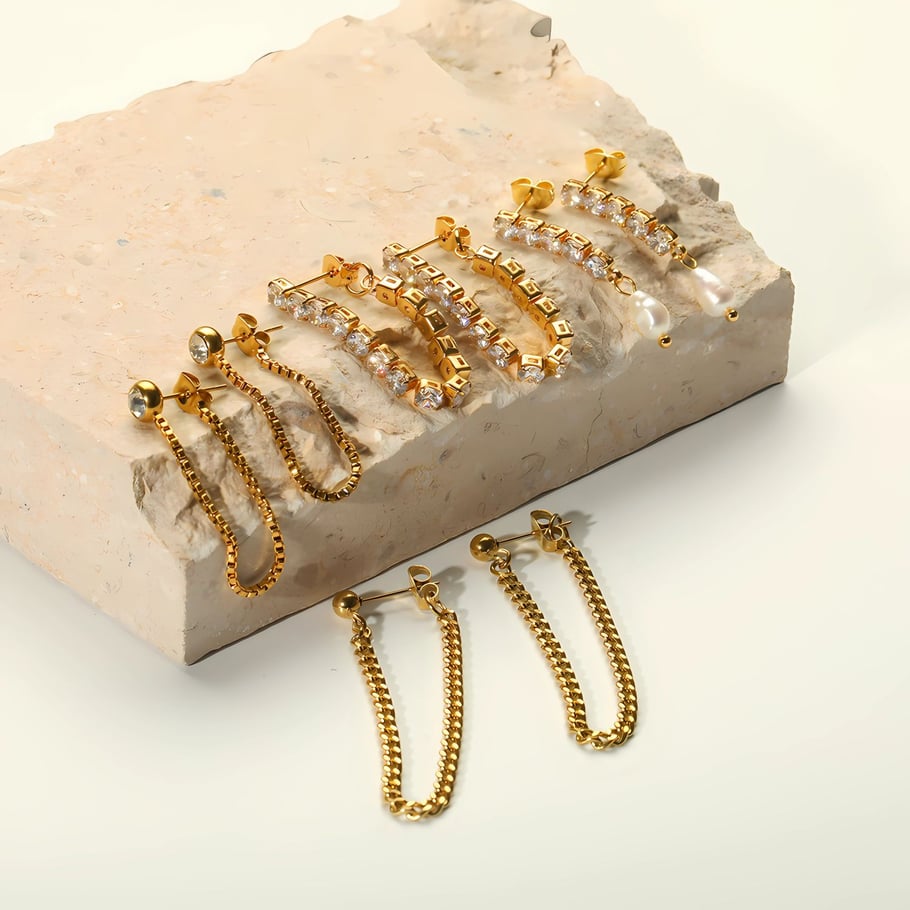 1 paire de boucles d&#39;oreilles exquises et à la mode en acier inoxydable plaqué or 18 carats avec perles de diamant et pompons pour femmes à porter au quotidien Image5