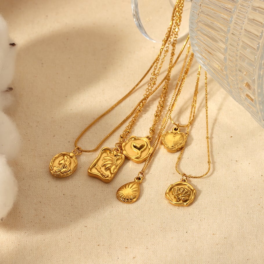 1 piece classic fashion 18k gold plated stainless steel geometric rectangular heart pendant necklace women's jewelry daily wear Picture4