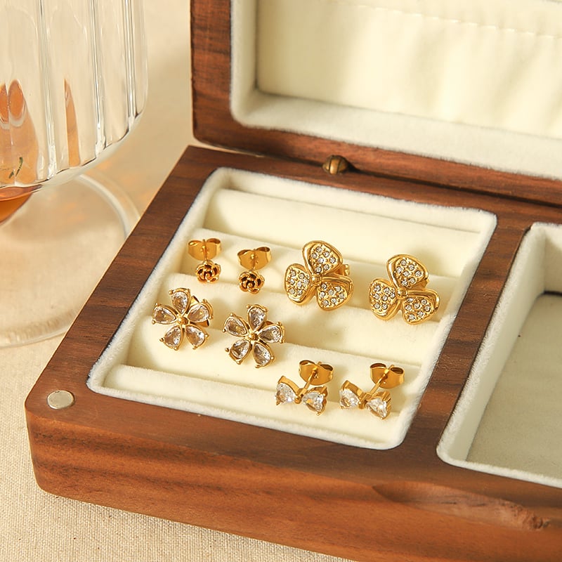 1 pair of exquisite and simple 18k gold-plated stainless steel diamond bow rose earrings for women's daily wear Picture4
