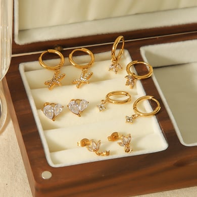 1 pair of exquisite and fashionable 18k gold-plated stainless steel with diamond flower pendant earrings for women's daily wear h5 Picture4