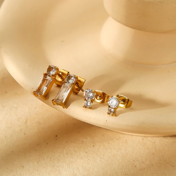 1 pair of exquisite and fashionable 18k gold-plated stainless steel three-dimensional rectangular zircon earrings for women for daily wear